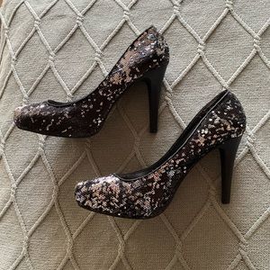 Sequenced High Heels